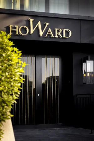 Howard Sur Seine - Asnieres Paris la Defense