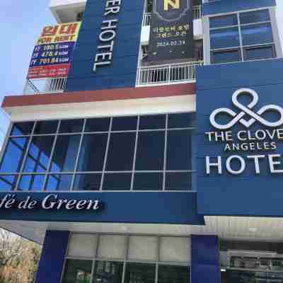ザ クローバー ホテル アンヘレス シティ Hotel Exterior