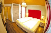 Apartment Ortisei Near Seiser Alm Ski Lift - Condos