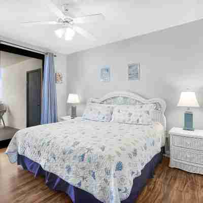 Windward Pointe 801 East Corner-unit Beachfront Rooms