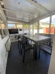 3 Bed House - Sleeps 6 - Garden - Parking - Wifi - Kitchen