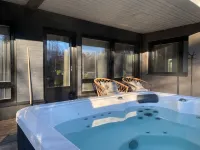 Idyllic Villa Unikko with Jacuzzi and Sauna