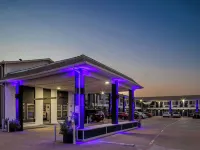 Studio 6 Fort Worth, TX -Stockyards East Hotels near Bass Performance Hall