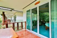 Ingthara Resort - Kitchens