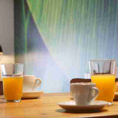 MyFlats 城堡 Dining/Meeting Rooms