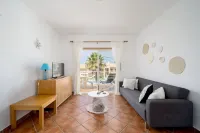 Albufeira Palm Tree With Pool by Homing