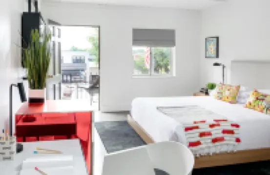 Bluebird Spa 城市汽車旅館 酒店