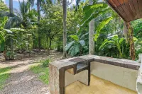 Stylish 3-Bedroom Tropical Escape with Pool & Outdoor Living, 1 Block from Playa Potrero Hotels in Potrero