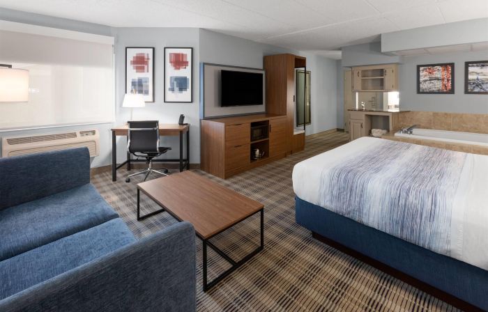 AmericInn by Wyndham Chippewa Falls