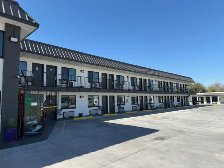 Rawls Motel Near Phoenix Airport