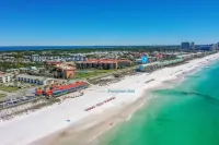 Weekender by AvantStay Gorgeous Beach Front Home w Ocean View