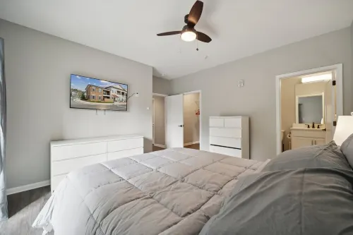 Midlothian 3 Bedroom getaway for up to 8 guests!