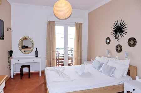 Jimmy's Apartments Отели в г. Самос