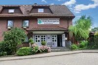 G&H Hotel Rosengarten Hotels near Kirche Ramelsloh