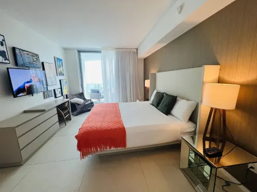 Lyfe Resort & Residences by OceanMiami - รีสอร์ท