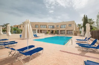 阿依亞納帕假日公寓Na101 住宿飯店