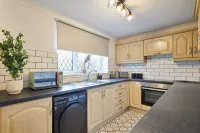 Host Stay Joffre Avenue