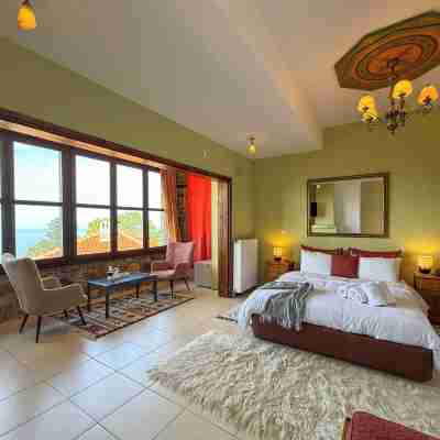 Pliades Traditional Guesthouse Rooms