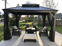 Beautifully Remodeled Wine Country Cottage Hotels in McMinnville