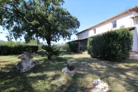 Large apartment with shared swimming pool, located in a natural park, Rome 100 km
