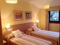 FIRST LINE BEACH, SPA, SWIMMING POOLS, TENNIS, PADDLE, SQUASH, GARDEN, CHILDREN'S PLAYGROUND.