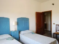 3 Bedroom Private vacation home in Botontano Hotels in Cingoli