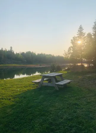 Explore Deer Island!  Family-friendly vacation home.