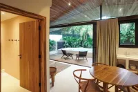 Modern villa North Santa Teresa walk to the beach