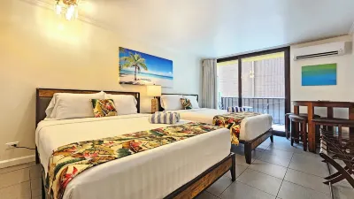 Studio w/2 Queen beds in Waikiki, Pool & 3 mins walk to Waikiki Beach. Sleeps 4  호텔