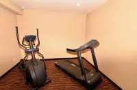 Cobblestone Inn & Suites - Holstein Hotels in Holstein