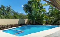 Luxury Beachside Apartment with Rooftop Terrace & Private Jacuzzi – Sleeps 6