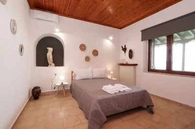 S-Docker 2 Beachfront Villa, Vourvourou by Halkidiki Villas Hotels near PLAY Fun Park-Luna Park