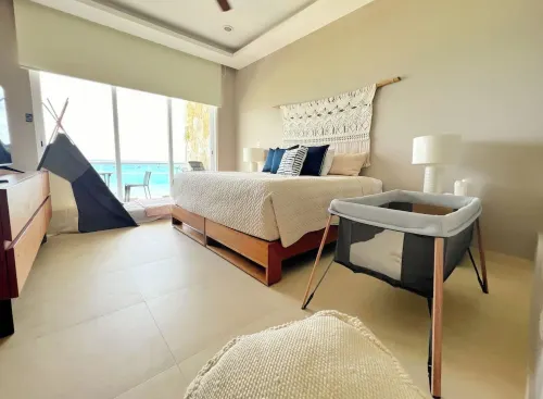 Seabreeze Deck12 Luxury Oceanfront Fully Equipped