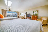 Stunning ocean views & direct beach access (516)