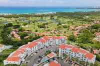 Stunning 4BR Penthouse with Ocean & Golf Views - Wyndham Residence
