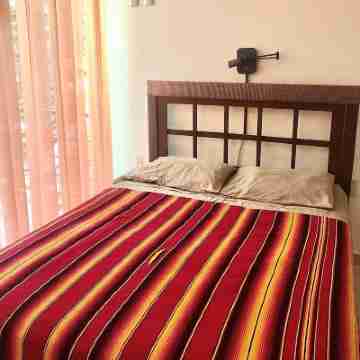 Relaxing Bright Studio 2 Blocks Beach in Romantic Zone Rooms