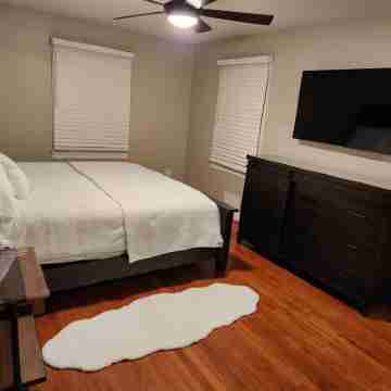 3bd Family-sized house, 5 minutes to National park, 12 minutes to the Capital. Rooms