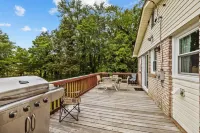 Come stay and enjoy the cozy & comfortable Frances House!