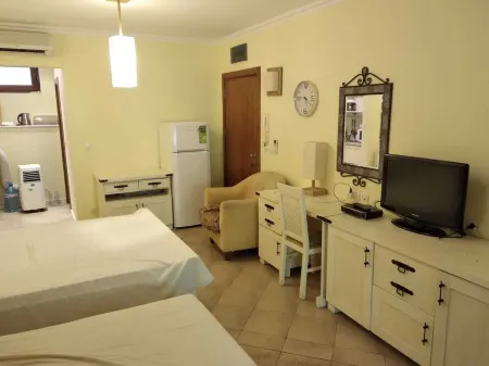 Cozy 1-bedroom apartment in Santa Marina with WiFi