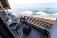 Lovely 3 Bedroom Ocean View Condo in the heart of Manta <br><br> Hotels in Manta