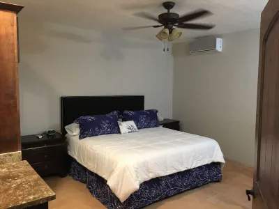 Pelicondo (SCOTTSCONDO.. New lower level 2 bed 2.5 bath unit  호텔