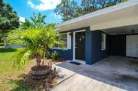 10 mins from Venice Beach & Downtown w/ 2 beds 1 bath