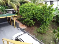 Wallhouse Apartment 2 Hotels in Loubiere