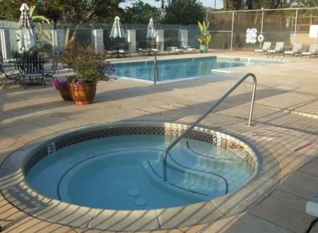 New, Jewel of Dana Point, Step up to Elegance and Comfort Отели рядом с достопримечательностью «Солт Крик Бич»