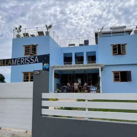 VillaMerissa Nestled between two unspoiled beaches Pool/JackSprat/WiFi/Gym/Staff