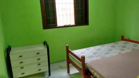 Home with pool and games room, airy and comfortable, close to the beach. Отели в г. Монгагуа