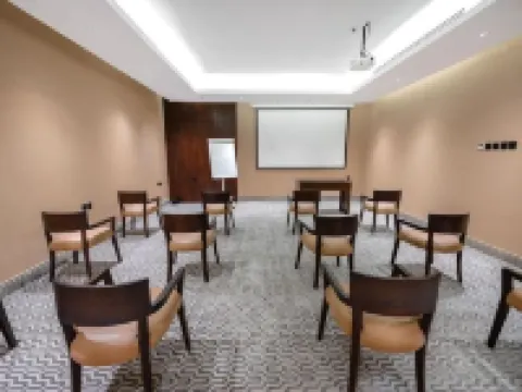 Sukani Royal Hotel, Hail ハーイルのホテル