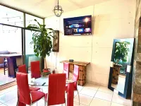 Art & Design Loft, 2 PRIVATE JACUZZIS, POOL, TERRACE AND GRILL!