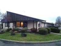 Xenia Country Inn Hotel a Sugarcreek Township