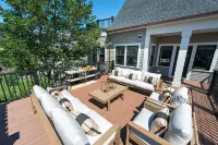 The Newport Lofts - 595 Thames Street - homestay